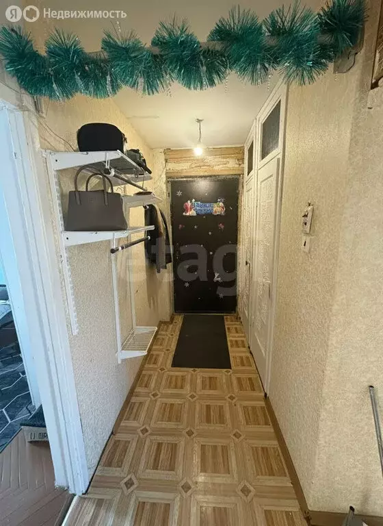 3-комнатная квартира: Остров, улица ДОС, 14 (55.2 м) - Фото 1