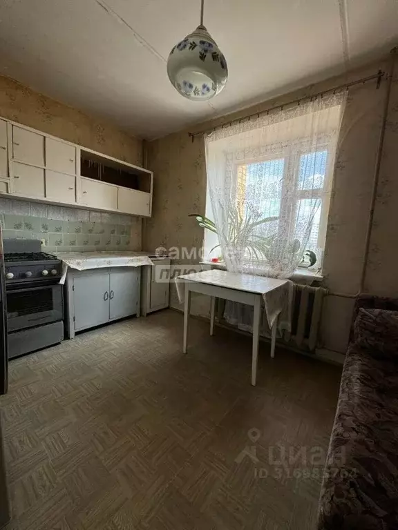 1-к кв. Вологодская область, Череповец Октябрьский просп., 49 (40.0 м) - Фото 0