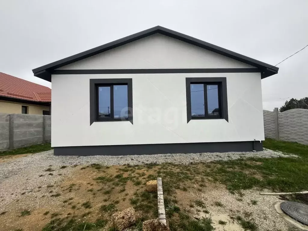 Дом в Крым, Сакский район, с. Орехово ул. 40 лет Победы (106 м) - Фото 1