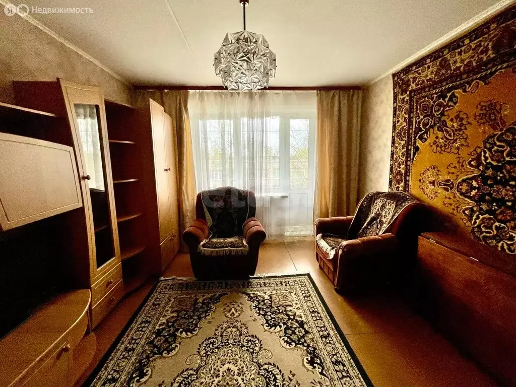 3-комнатная квартира: Остров, Авиационная улица, 6 (56.1 м) - Фото 1