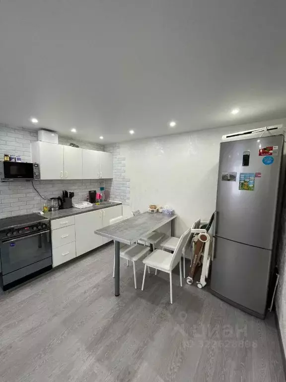 3-к кв. Саха (Якутия), Якутск Борисовка-1 мкр, 32 (40.0 м) - Фото 2