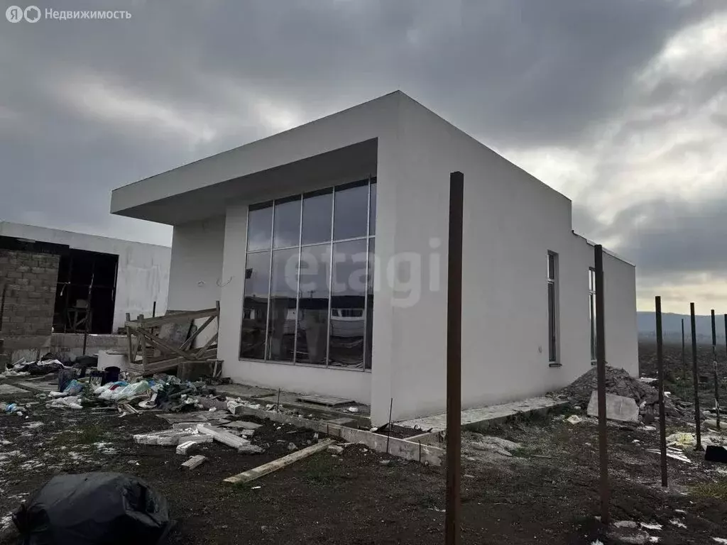 Дом в станица Анапская, улица Рената Саитова (120 м) - Фото 1