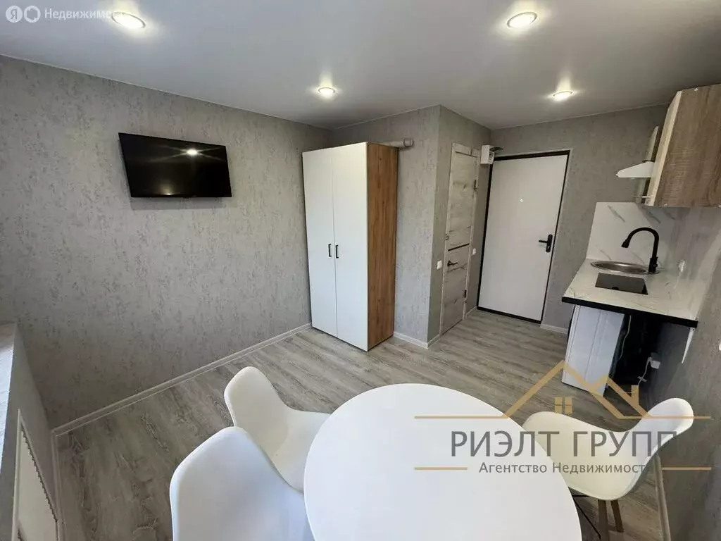 1к в 5-комнатной квартире (17 м) - Фото 2