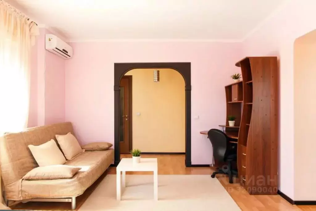 2-к кв. Тюменская область, Тюмень ул. Максима Горького, 68 (50.0 м) - Фото 2