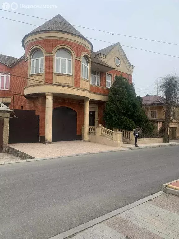 Дом в Махачкала, улица Суворова, 31 (380 м) - Фото 0
