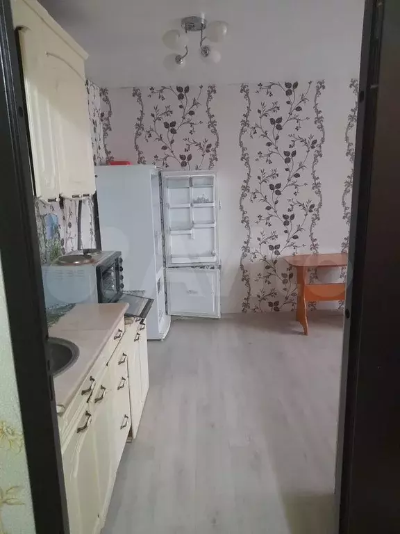 Комната 18 м в 2-к., 5/9 эт. - Фото 1
