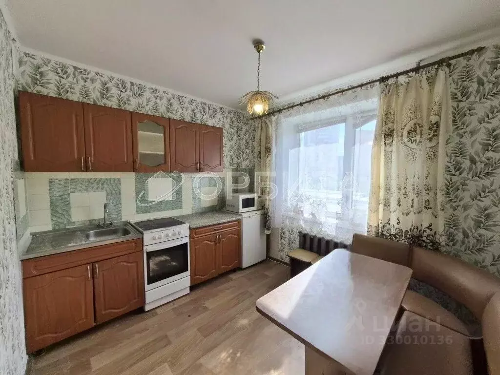 2-к кв. Тюменская область, Тюмень Широтная ул., 156 (50.5 м) - Фото 1