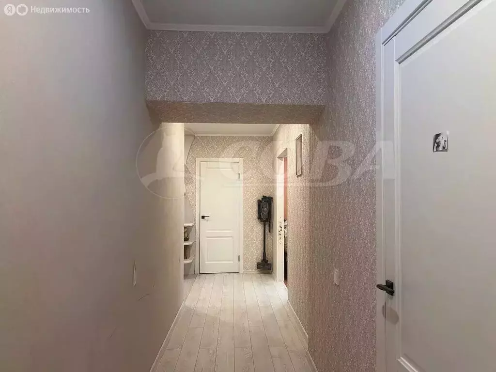 3-комнатная квартира: Тюмень, 6-й микрорайон, улица Валерии ... - Фото 1