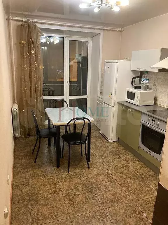 2-к. квартира, 56 м, 2/10 эт. - Фото 0