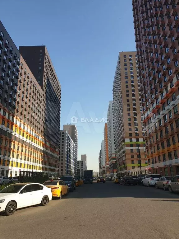 3-к. квартира, 76,3 м, 10/25 эт. - Фото 0