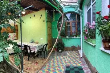 Дом в Крым, Алушта ул. Саранчева, 20 (35 м) - Фото 1