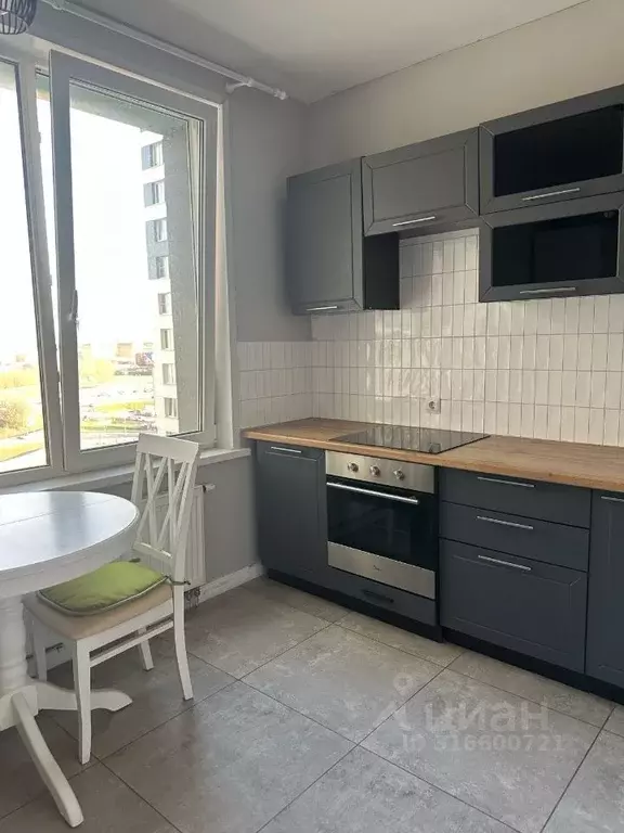 2-к кв. Московская область, Красногорск ул. Липовой Рощи, 2к3 (57.0 м) - Фото 0