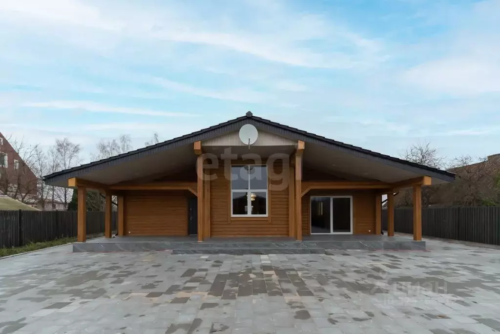 Дом в Калининградская область, Полесский муниципальный округ, пос. ... - Фото 1