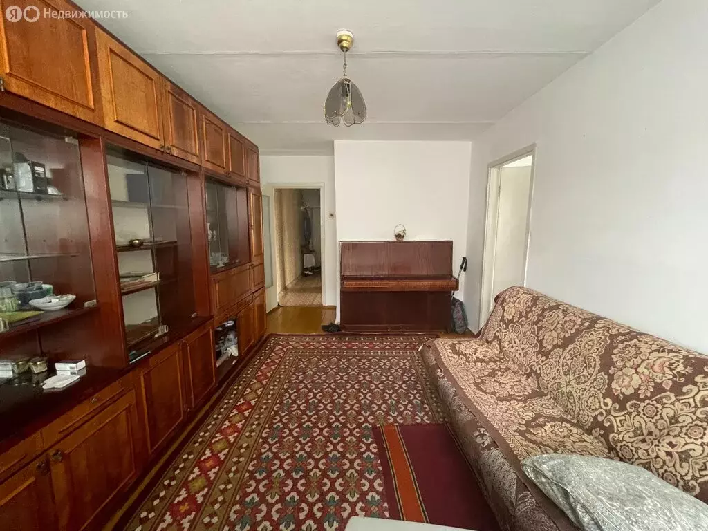 3-комнатная квартира: Ишимбай, Геологическая улица, 41 (50 м) - Фото 1
