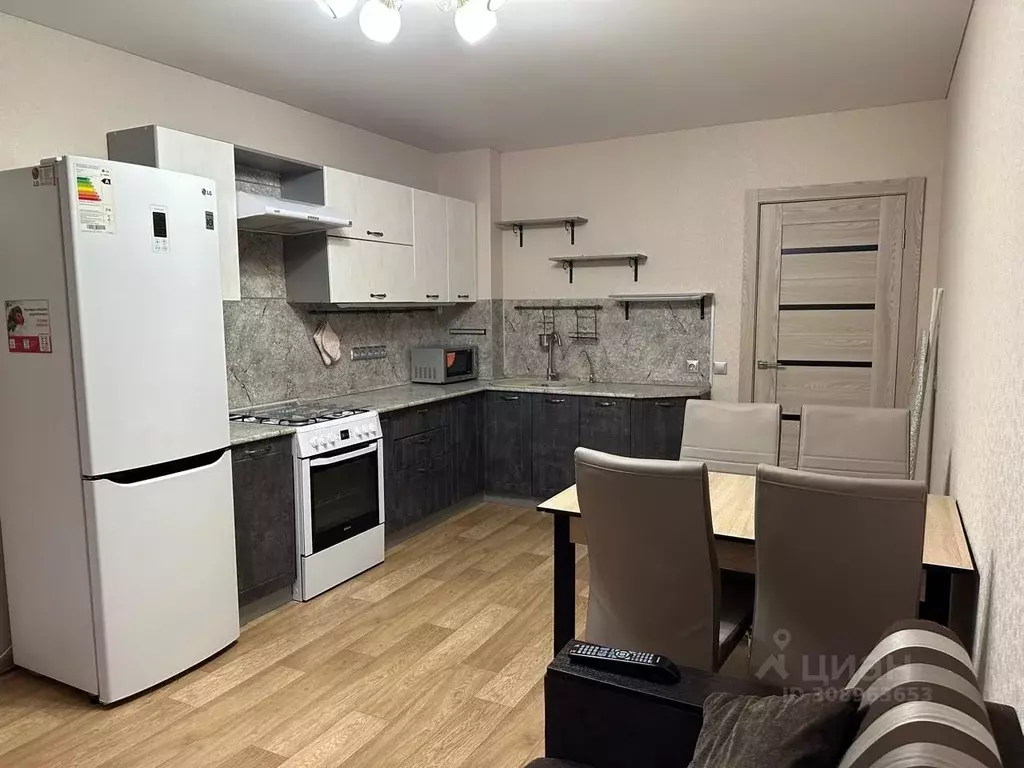 2-к кв. Татарстан, Казань Даурская ул., 35А (60.0 м) - Фото 0