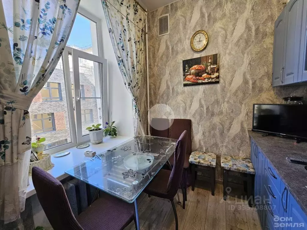 3-к кв. Санкт-Петербург 15-я Васильевского острова линия, 82 (52.2 м) - Фото 1