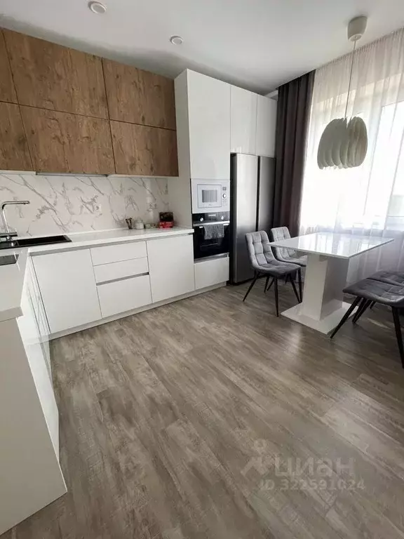 1-к кв. Тюменская область, Тюмень ул. Мельникайте, 2к3 (54.0 м) - Фото 1