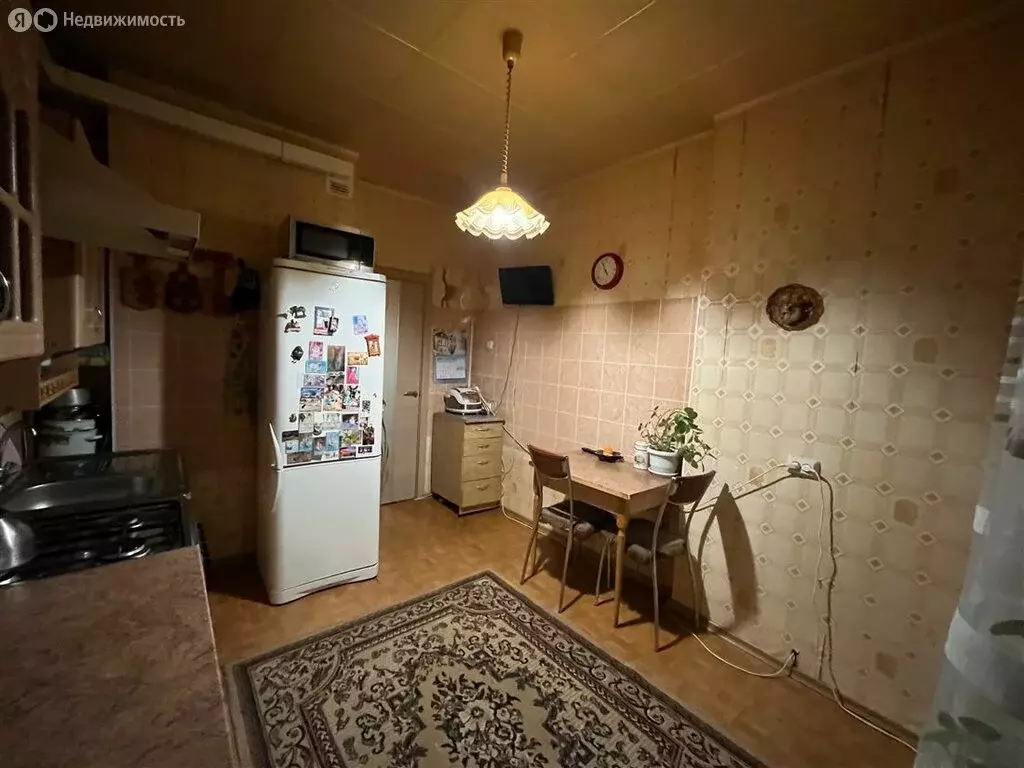 2-комнатная квартира: Гатчина, улица Генерала Сандалова, 5 (62.8 м) - Фото 2