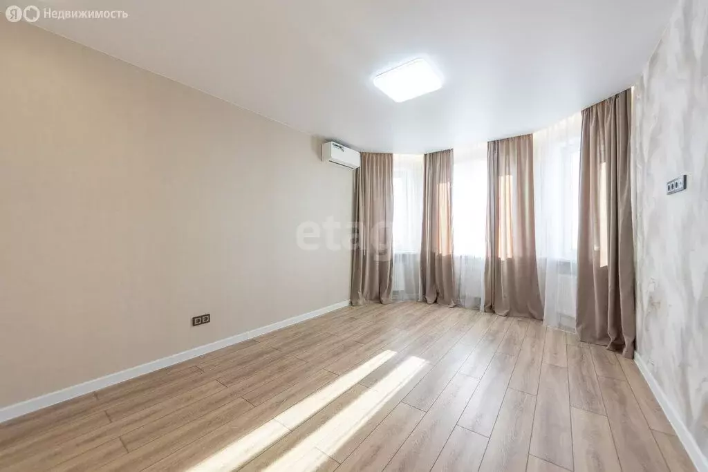 1-комнатная квартира: Хабаровск, улица Салтыкова-Щедрина, 1 (38 м) - Фото 1