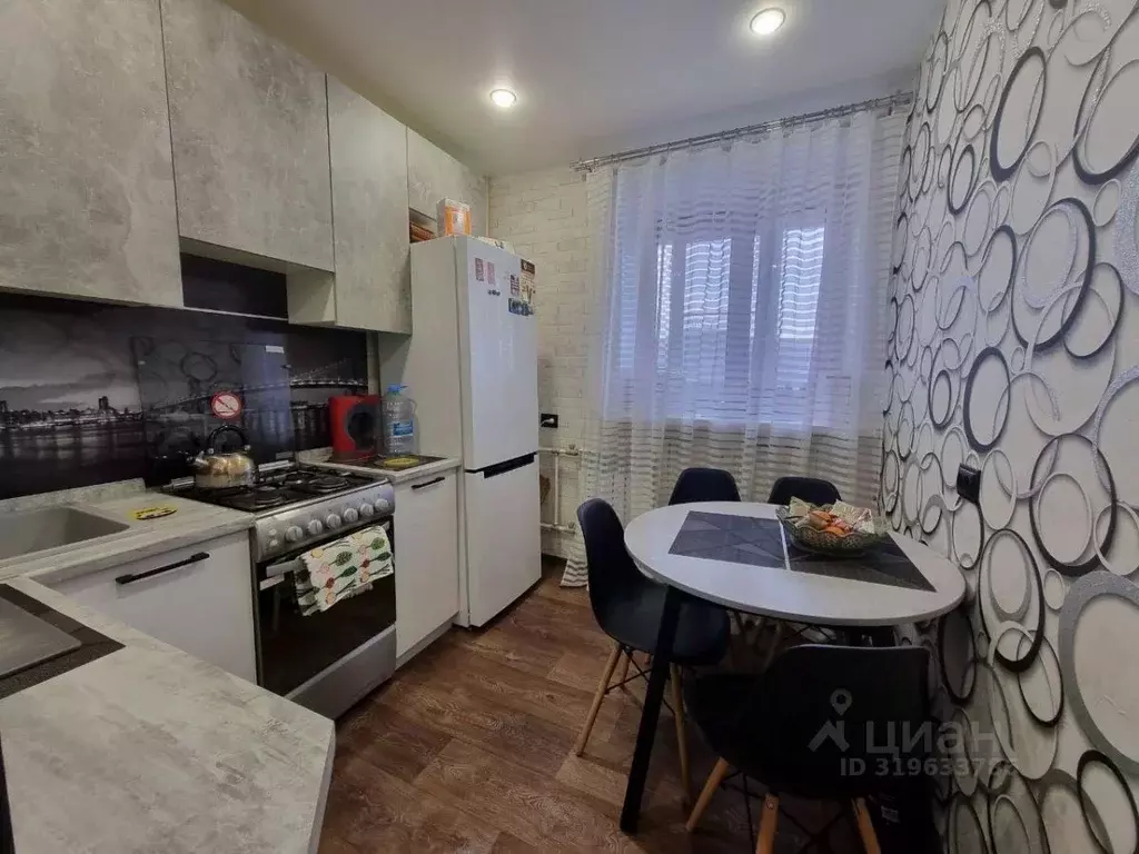 1-к кв. Курская область, Курск Семеновская ул., 82А (31.5 м) - Фото 1