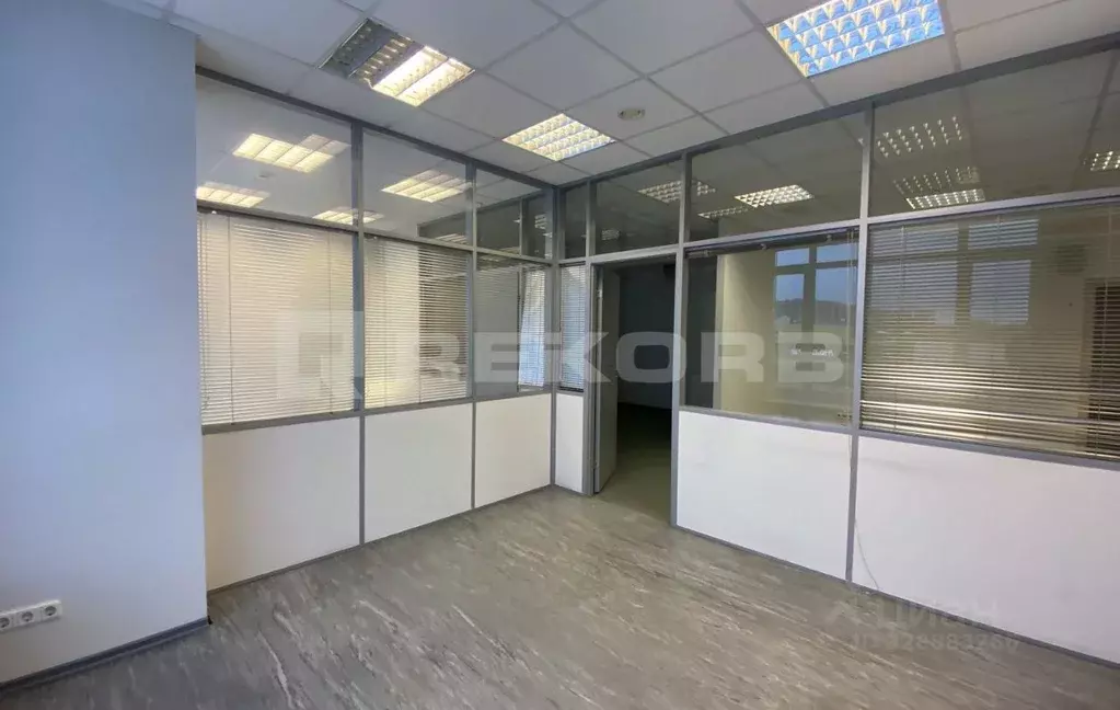 Офис в Санкт-Петербург Варшавская ул., 5к2 (82 м) - Фото 1