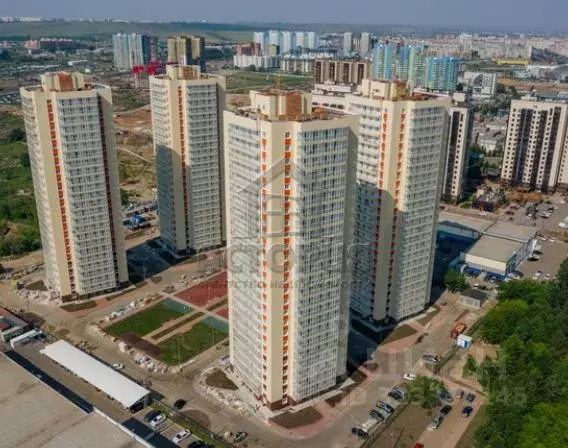 2-к кв. Красноярский край, Красноярск Караульная ул., 39Б (65.0 м) - Фото 1