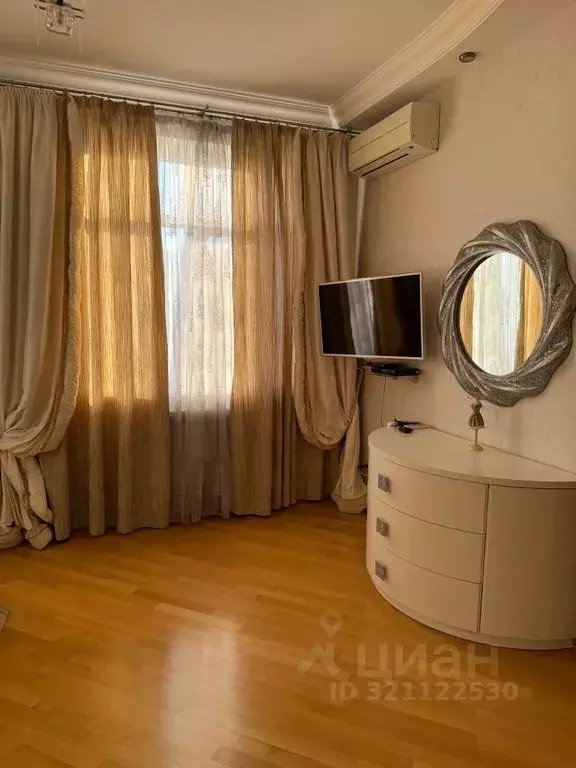 3-к кв. Ставропольский край, Ессентуки ул. Ленина, 14А (131.0 м) - Фото 1