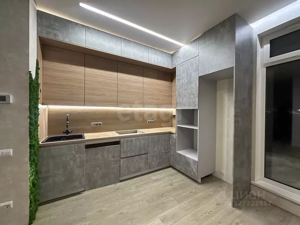 2-к кв. Тюменская область, Тюмень ул. Стройотрядовская, 10 (53.0 м) - Фото 2