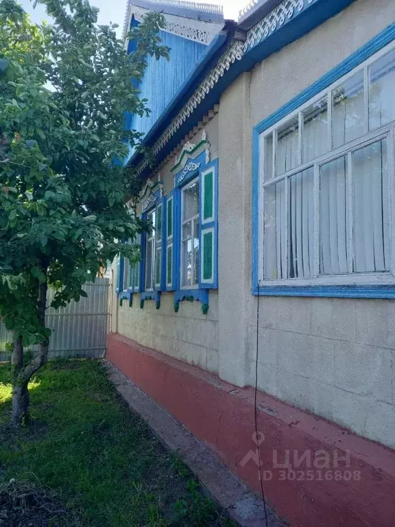 Дом в Саратовская область, Энгельс Волжский просп., 31 (100 м) - Фото 0