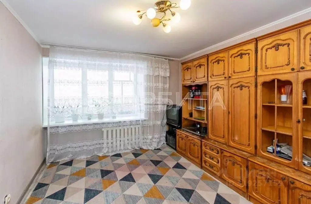 2-к кв. Тюменская область, Тюмень Депутатская ул., 129 (47.2 м) - Фото 0