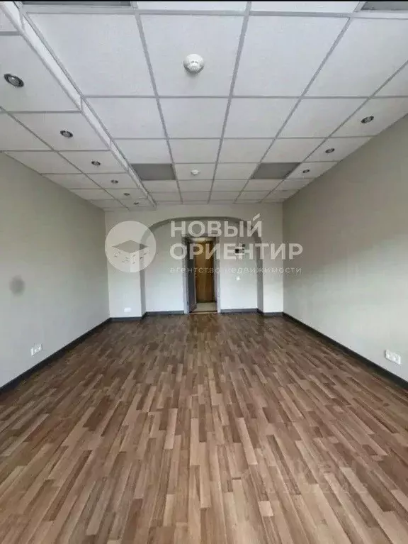 Помещение свободного назначения в Свердловская область, Екатеринбург ... - Фото 2