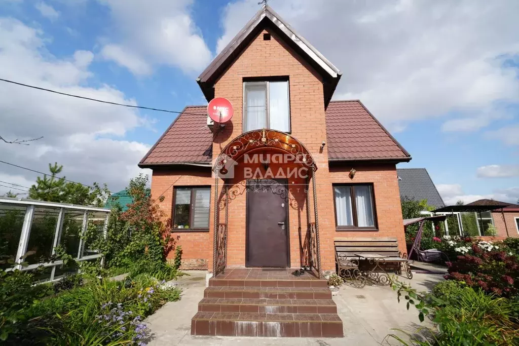 Дом в Омская область, Омск Локомотив СНТ, 237 (89 м) - Фото 1