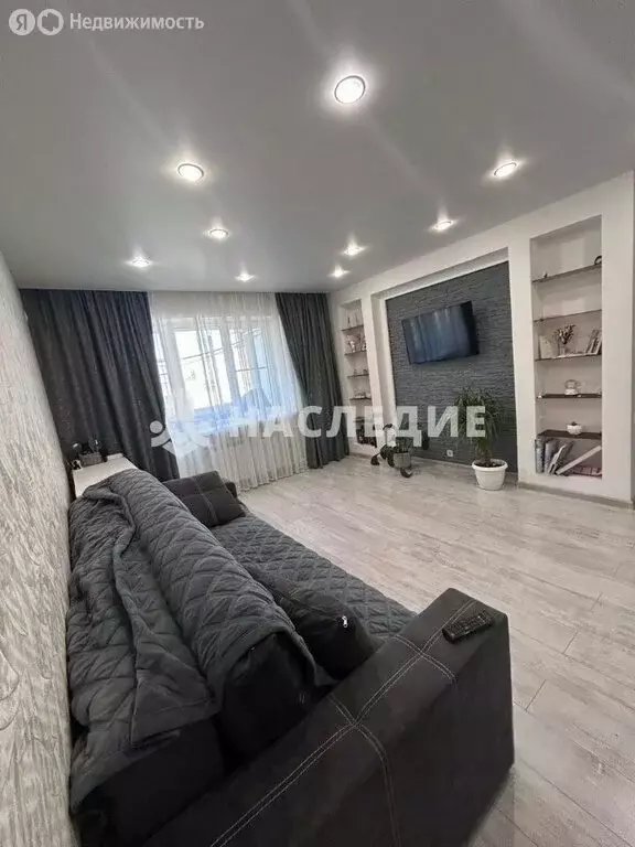 4-комнатная квартира: Белая Калитва, улица Машиностроителей, 31 (79.2 ... - Фото 0