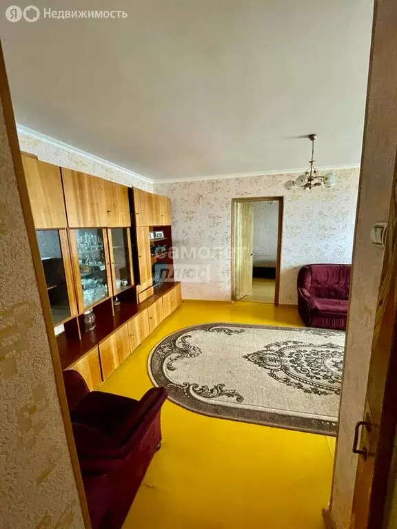 3-комнатная квартира: Владивосток, улица Кирова, 68 (58.7 м) - Фото 2