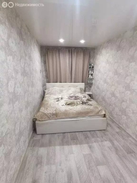 3-комнатная квартира: Ярославль, улица Чкалова, 35А (54 м) - Фото 1