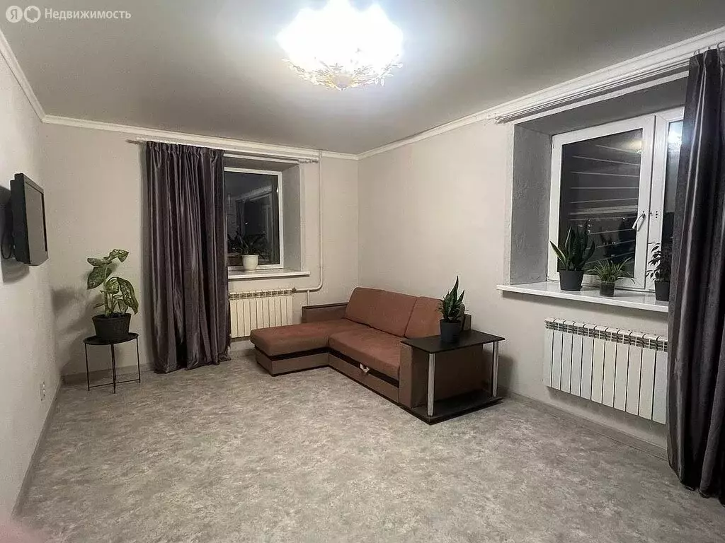 2-комнатная квартира: Тюмень, Пролетарская улица, 109 (64.7 м) - Фото 1