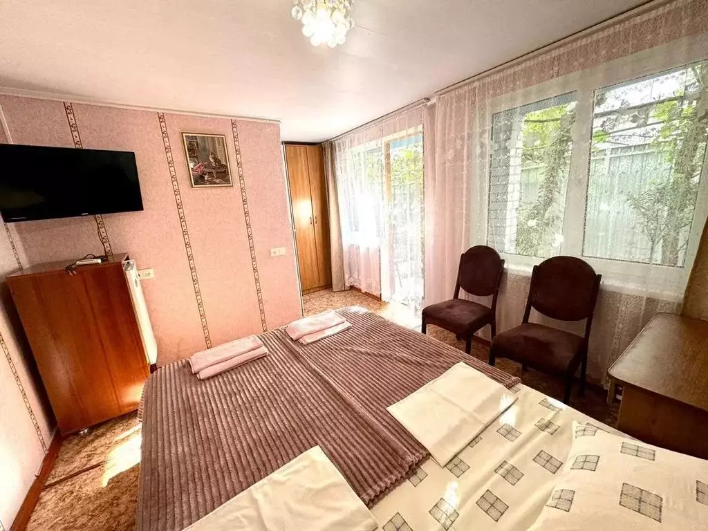 Комната Краснодарский край, Геленджик ул. Толстого, 30/1 - Фото 2