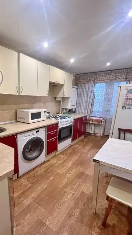 2-к кв. Калужская область, Киров ул. Гоголя, 106 (51.7 м) - Фото 1