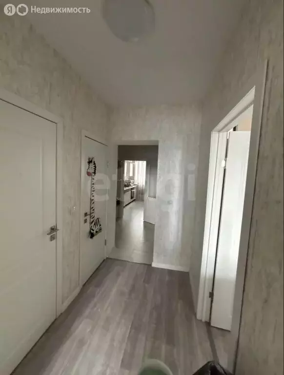 3-комнатная квартира: Якутск, улица Лермонтова, 166/2 (70.5 м) - Фото 2