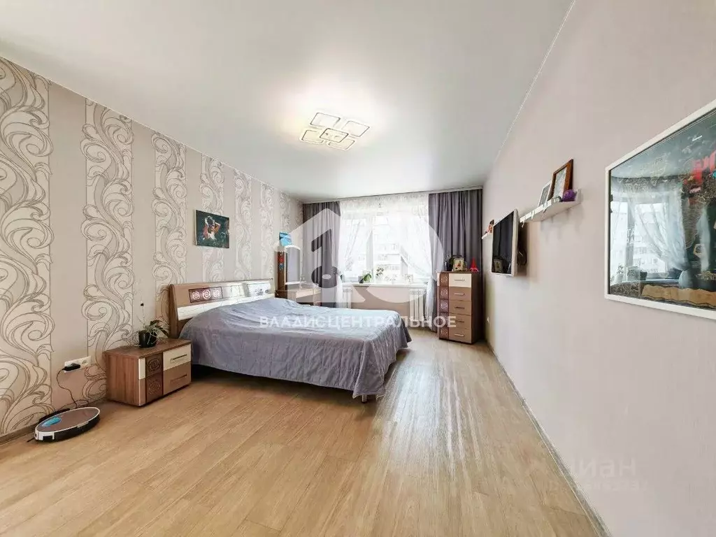 3-к кв. Новосибирская область, Бердск ул. Красная Сибирь, 97 (95.0 м) - Фото 0