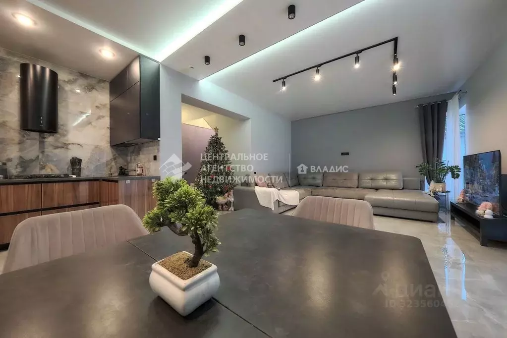 Дом в Рязанская область, Рязанский муниципальный округ, с. Алеканово, ... - Фото 2