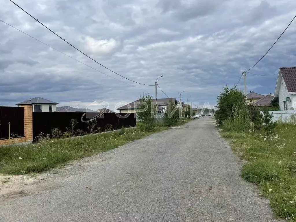 Участок в Тюменская область, Тюменский район, с. Луговое Плодовая ул. ... - Фото 0