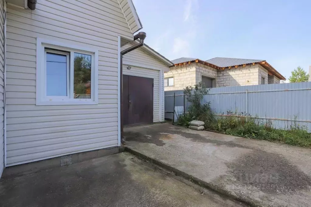 Дом в Иркутская область, Иркутский муниципальный округ, д. Карлук, ... - Фото 1