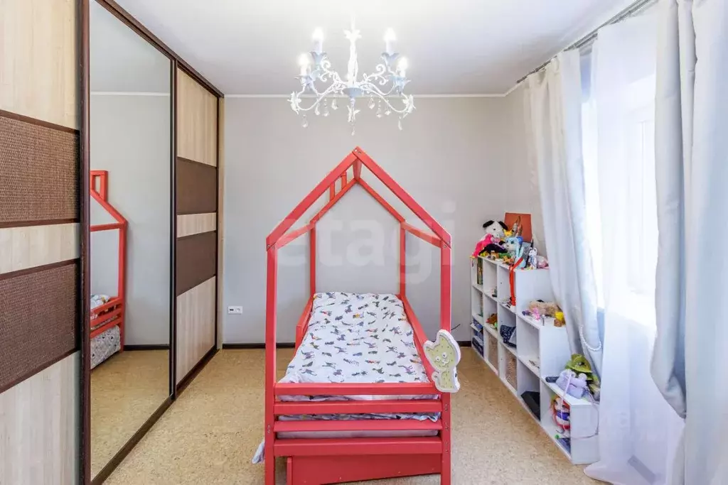 Дом в Тюменская область, Тюмень проезд 3-й Престольный (250 м) - Фото 1