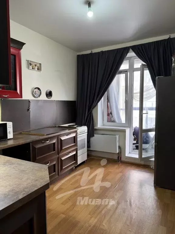 1-к кв. Московская область, Мытищи бул. Тенистый, 8 (32.0 м) - Фото 0