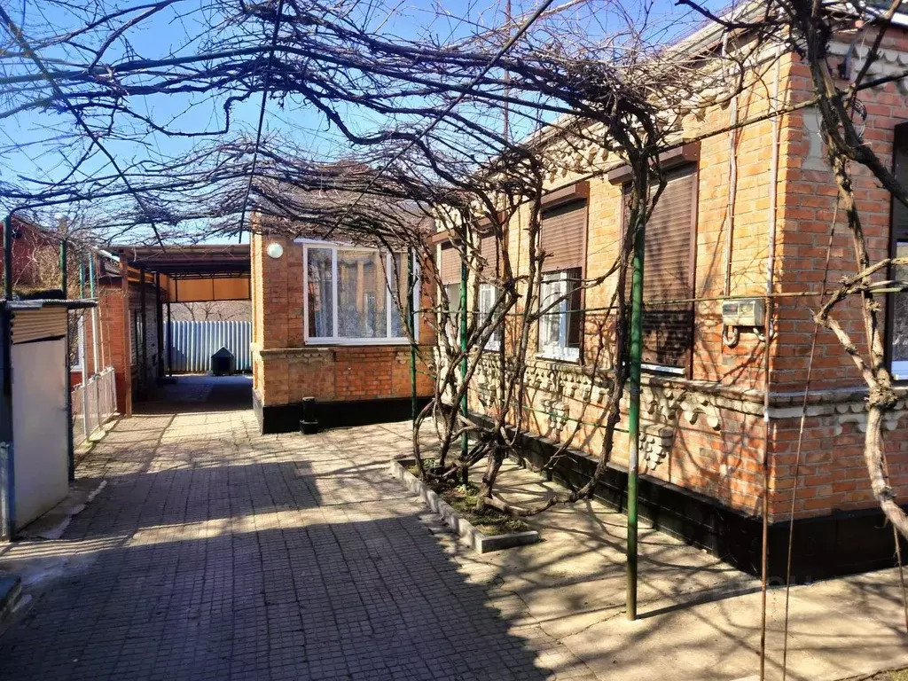 Дом в Ростовская область, Азовский район, с. Самарское пер. ... - Фото 2