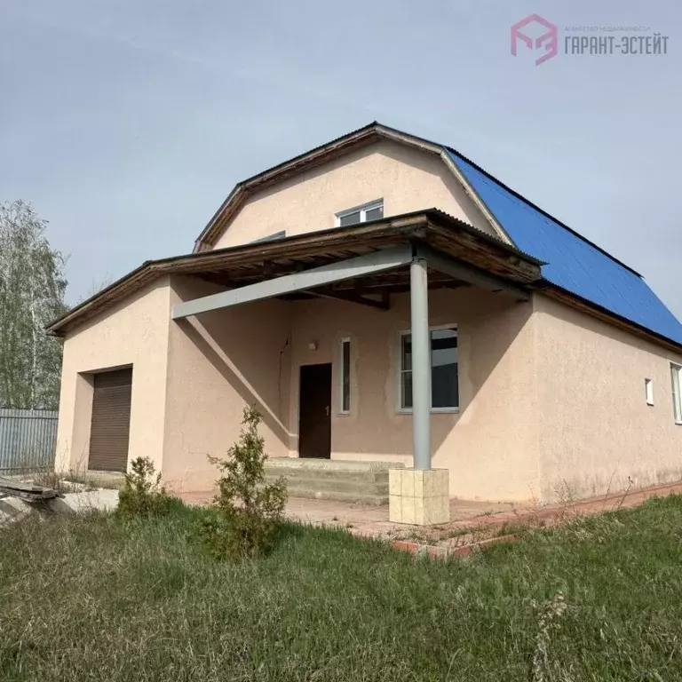 Дом в Самарская область, Кинель пос. Лебедь, ул. Путейская, 6 (170 м) - Фото 0