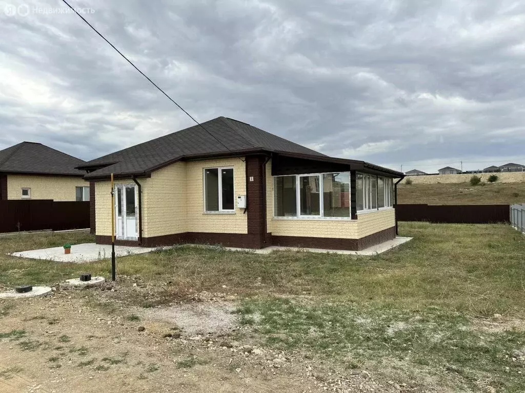 Дом в Чистенское сельское поселение, село Новозбурьевка (95 м) - Фото 2