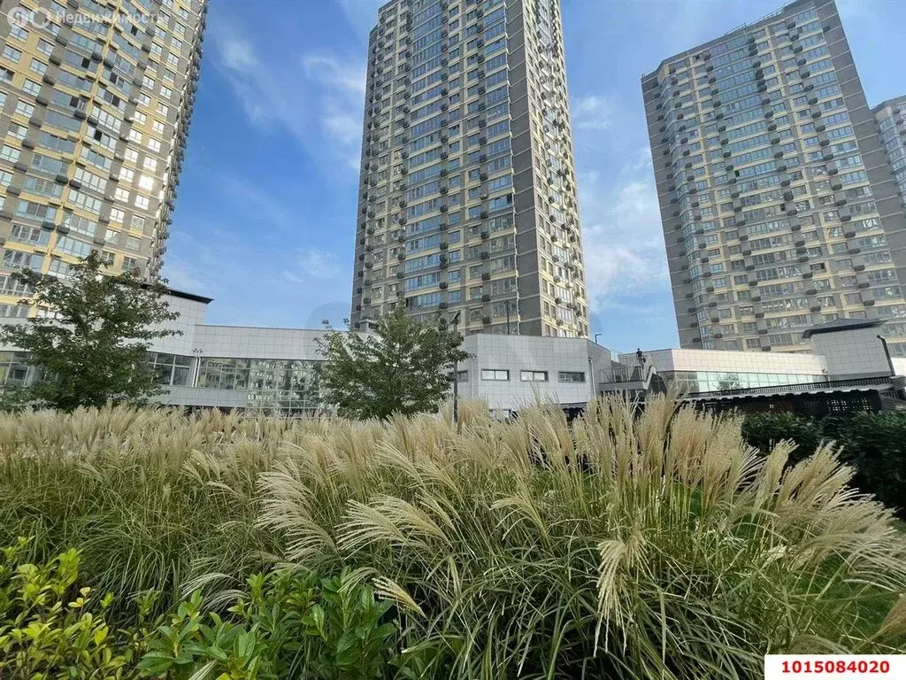 4-комнатная квартира: Краснодар, улица имени В.Н. Мачуги, 166/1 (141 ... - Фото 2