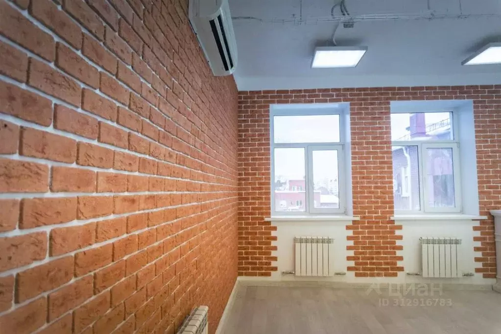 Офис в Саратовская область, Саратов ул. Имени А.М. Горького, 43 (265 ... - Фото 1